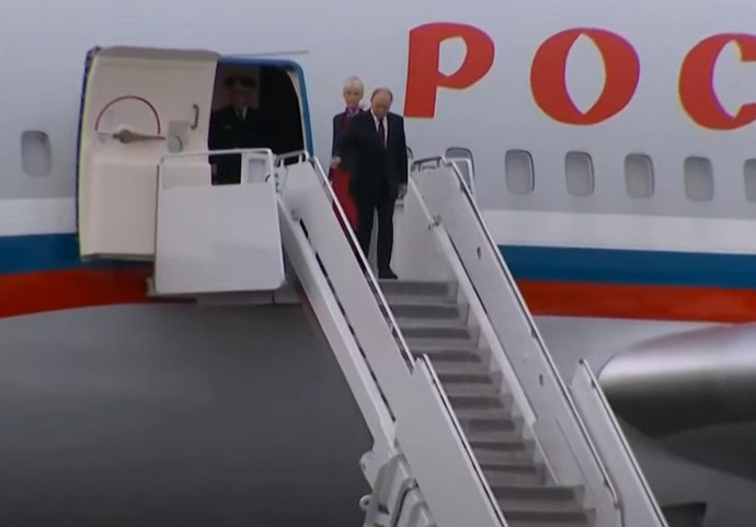 Alaska'da 3 saatlik tarihi zirve! Trump ve Putin 7 yıl sonra bir araya geldi: İki liderden görüşme sonrası flaş açıklamalar - Resim : 6