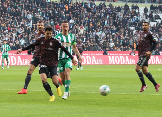 Konyaspor 1-2 Beşiktaş! Kartal son saniyede attı - Resim : 2