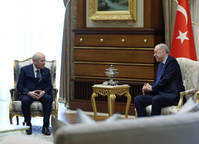 Külliye'de kritik görüşme! Cumhurbaşkanı Erdoğan Bahçeli'yi kabul etti - Resim : 2