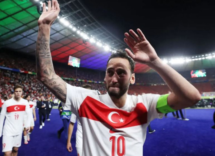 Milliler Dünya Kupası sahnesine çıkıyor! Montella'dan sakatlık açıklaması: Kafamda soru işaretleri var! 'Bizi tanımıyorlar' - Resim : 2