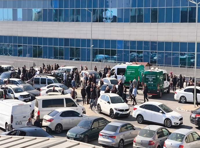 Ahmet Türk'ün torunu Hüseyin Reber Türk, silahlı saldırı sonucu hayatını kaybetti! - Resim : 2