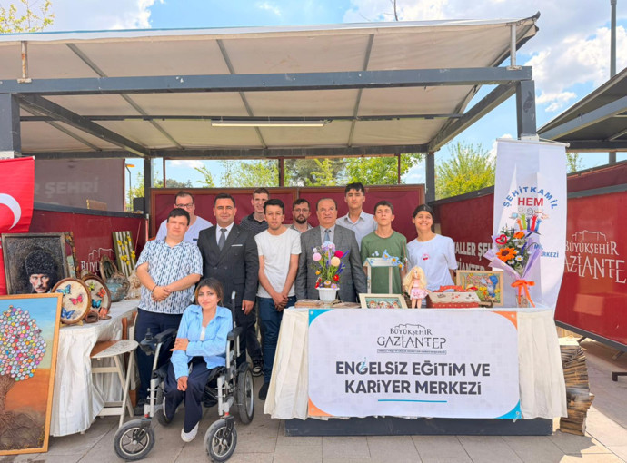 Gaziantep Büyükşehir Belediyesi'nden hizmet dolu bir hafta! Spor, eğitim, kültür ve ulaşımda yoğun mesai - Resim : 2