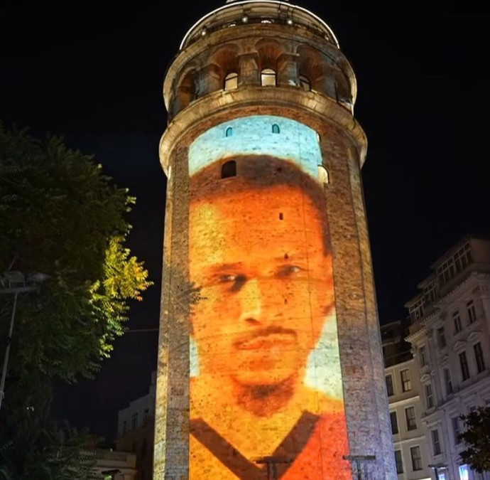 Galatasaray'dan taraftarları heyecanlandıran etkinlik: Galata Kulesi'ne yansıtıldı - Resim : 2