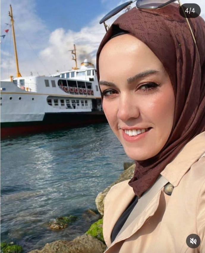 Saliha Akkaş, vahşet kurbanı! TBMM'de çalışıyordu: Kocası boğazından bıçakladı! - Resim : 1