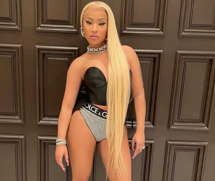 Soyunma odasında neler yaşandı? Nicki Minaj hakkında korkunç iddia - Resim: 6
