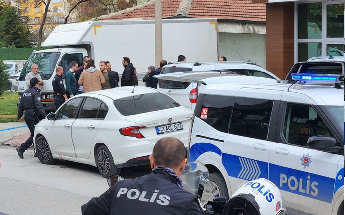 Babasını vuran kayınpederini vurdu! Dünürlerin kavgası cinayetle bitti! - Resim : 3