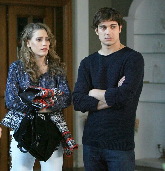 Çağlar Ertuğrul'dan yıllar sonra gelen Medcezir itirafı! "Ölüm tehditleri aldım" diyerek ilk kez açıkladı, anlattıkları şoke etti - Resim: 2