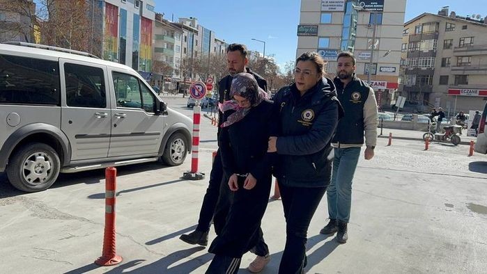 Eşini öldürüp kendini polise ihbar etti! Her şeyi itiraf etti: "Bu sefer ciddiydi" - Resim : 6