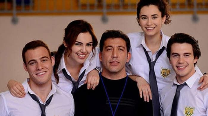 İç çamaşırsız pozuyla nefes kesti! 'Ateş ediyorsun', 'güzelliğin efsane' yorumları yağdı - Resim: 4
