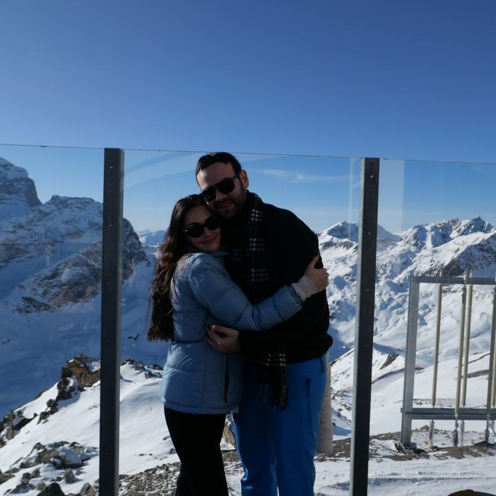 Esra Bilgiç ile Faruk Sabancı'dan romantik kaçamak! İsviçre tatilinden paylaştı - Resim: 4