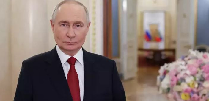 Putin'in öksürük krizi gündem oldu! tv100 yayınında Mesut Yar o anlara kayıtsız kalamadı: Geçmiş olsun! - Resim : 2