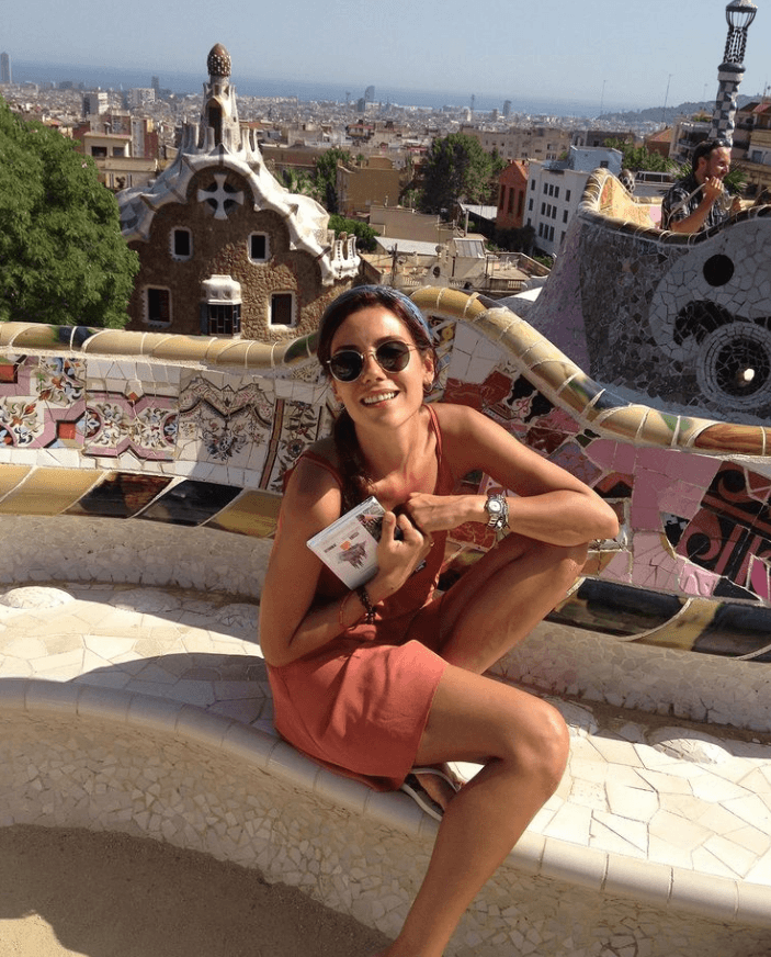 Sadakatsiz’in Asya’sı Cansu Dere’nin kucak pozu akılları baştan aldı! Gönlünü Rihanna'nın eski sevgilisine kaptırdı! - Resim: 4