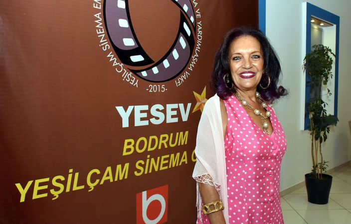 Yeşilçam'ın efsane isminden acı haber! 81 yaşında hayatın kaybetti - Resim: 2