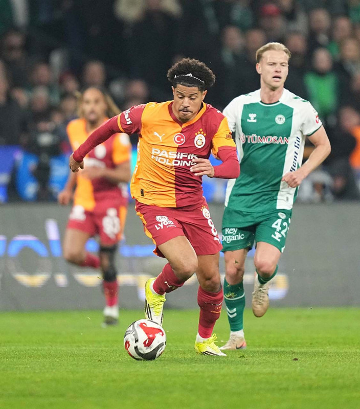 Galatasaray, Gabriel Sara’nın bonservisini belirledi! Rekor bedelle tarihe geçecek - Resim: 8