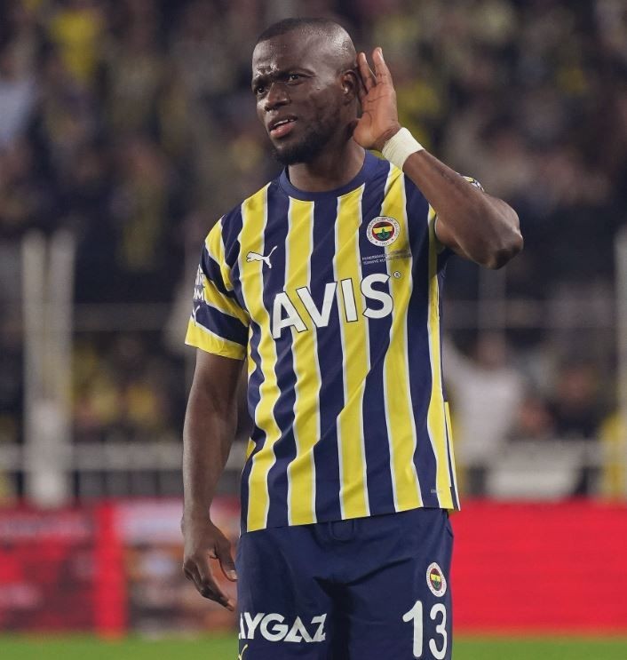 Teklif ortaya çıktı! Fenerbahçe'den Enner Valencia'ya: 'Gitme,kal' - Resim: 4