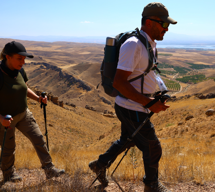 Elazığ’da Muşar Dağı zirvesinde bin yıllık Mor Ahron Manastırı keşfedil! Tüm ihtişamıyla doğa tutkunlarını ağırlıyor - Resim: 10
