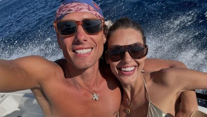 Dilan Çiçek Deniz ile  Rafael Cemo Çetin'in aşk tatili! Plajdan kareleri büyük beğeni topladı - Resim: 3
