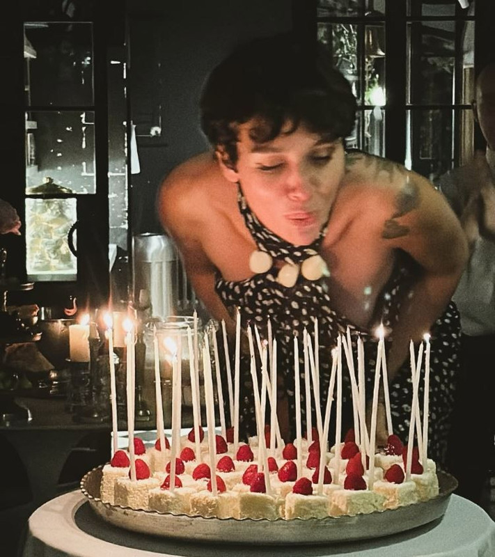 Hakan Kurtaş'tan Birce Akalay'a büyük jest! Sevgilisinin aldığı hediyeyi açıkladı - Resim: 4