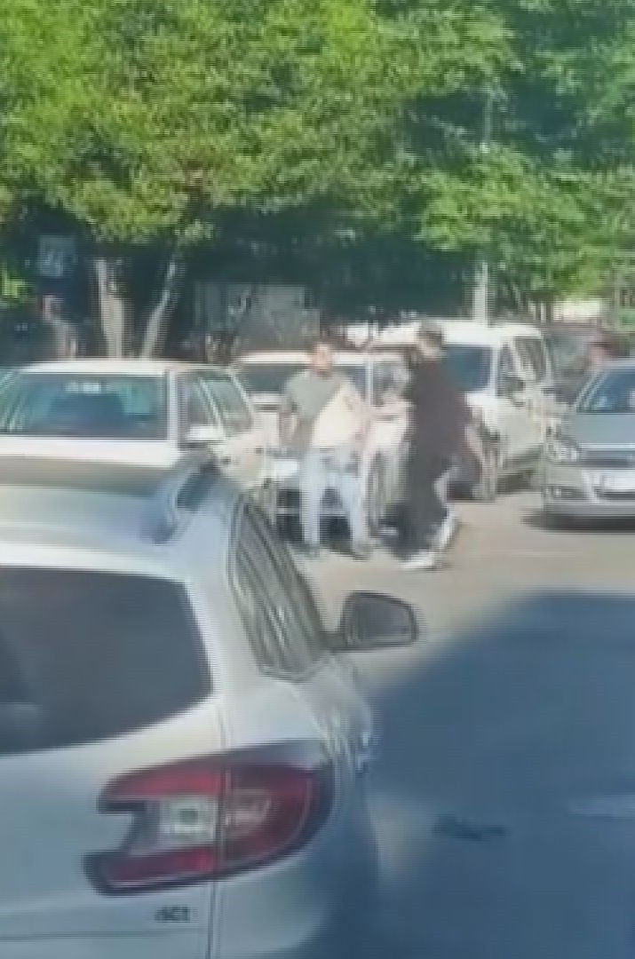 Sultangazi’de kaza sonrası kanlı kavga! Bıçaklar çekildi! Düğününe 2 ay kala öldürüldü - Resim : 1