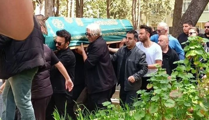 Kendisine destek olmaya giden Reynmen'e Tarkan'dan sevgi dolu sözler! "Çok vefalı, hayırlı bir arkadaş, bir kardeş o!" - Resim : 2