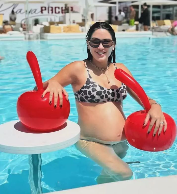 Anne olmak için gün sayıyor! Survivor Sahra Işık hamilelikte kaç kilo aldığını açıkladı! Karnı burnunda pozlarına beğeni yağdı - Resim: 9