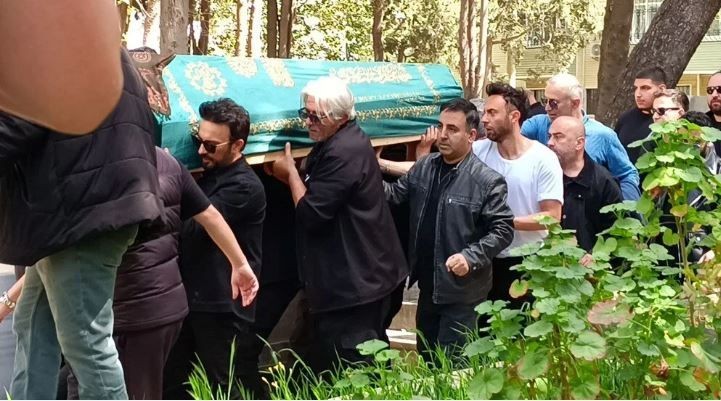 Annesinin kaybıyla yıkılmıştı! Ünlü şarkıcı Tarkan'dan günler sonra ilk paylaşım! "Anne kaybı içte yanan har bir ateş" - Resim: 5