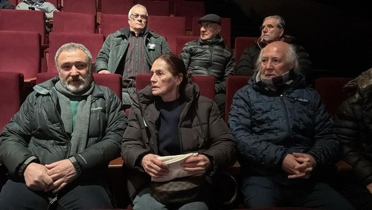 Usta oyuncu Ali Tutal'a acı veda! Son yolculuğuna uğurlandı - Resim: 5