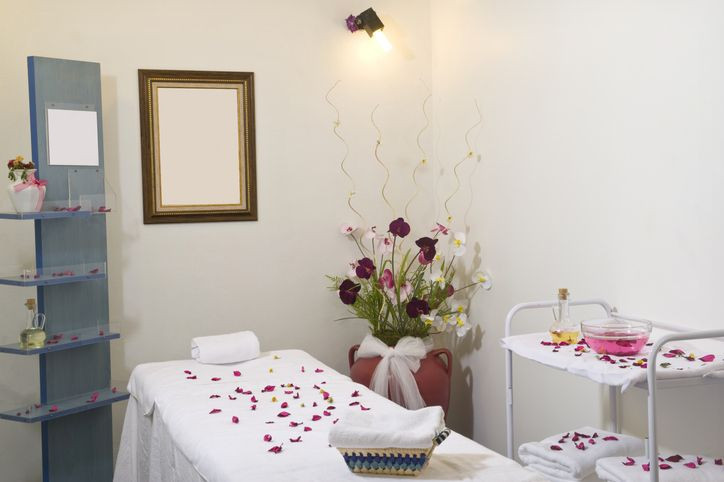 Ünlü oyuncuya masaj salonunda büyük şok! Erkek masöz zorla cinsel ilişkiye girdi - Resim: 2