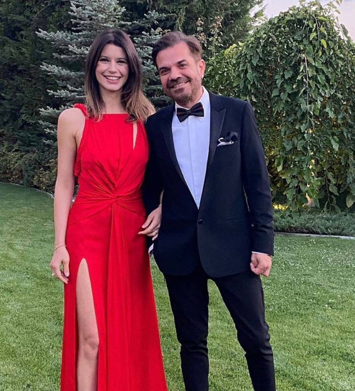 Los Angeles’ta 2 milyon dolarlık evleri yanmıştı! Kenan Doğulu- Beren Saat’in yangında kaybettikleri ortaya çıktı - Resim: 2