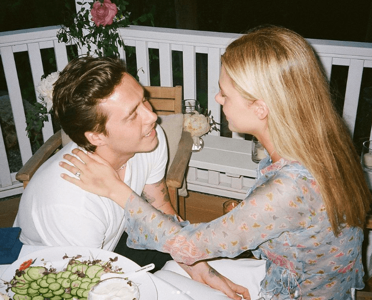 Brooklyn Beckham'ın eşinin soyadını alması Victoria Beckham'ı sinirlendirdi - Resim: 1