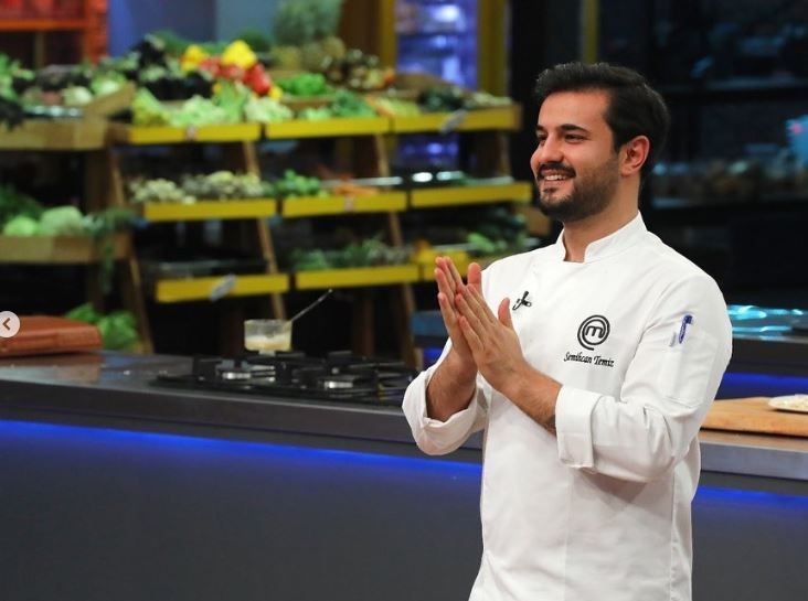 MasterChef Semihcan Temiz'in sevgilisi tanıdık çıktı! Meğer  eski Survivor yarışmacısıyla aşk yaşıyormuş - Resim: 1