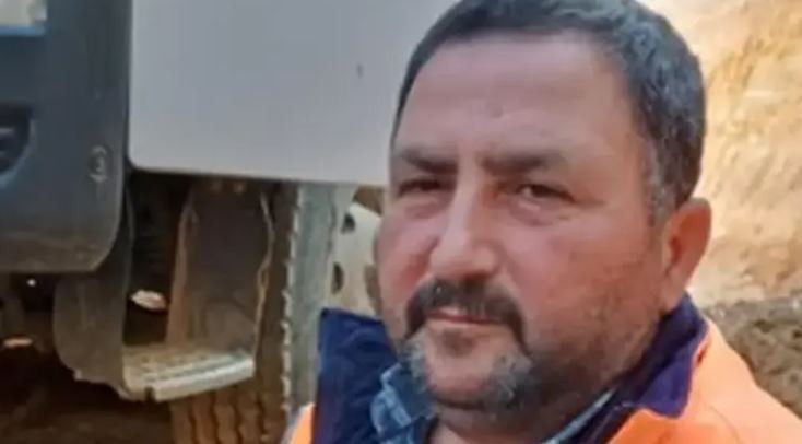 Orman yangınları 3 ilde s&uuml;r&uuml;yor!  Kozan'da yangın iki il&ccedil;eye daha sı&ccedil;radı! 40 ev tahliye edildi, 7 ev yandı! Acı haber geldi - Resim : 1