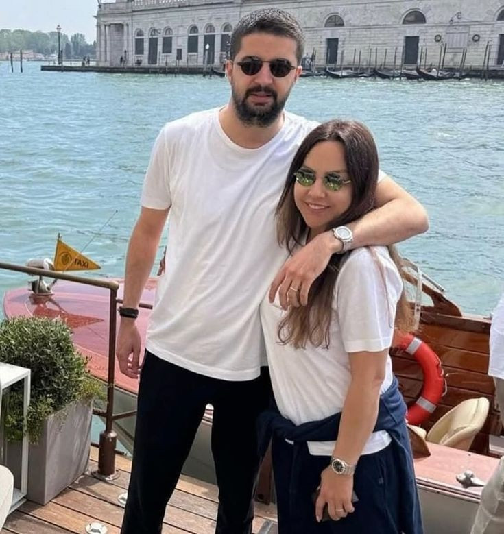 Ebru Gündeş'in eski kocasıyla aşk mı yaşıyor? Elif Buse Doğan sessizliğini bozdu - Resim: 4