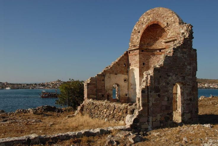 Ege'de gizemli ada yeniden doğuyor! Türkiye'nin 'Venedik Bienali' olabilir: Ayvalık ve Cunda'dan özel elektrikli botlarla gidilecek - Resim: 7
