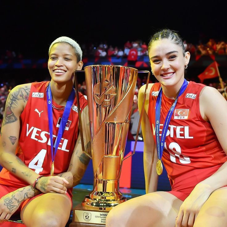 Filenin Sultanları arasında kriz! Melissa Vargas ile Zehra Güneş dostluğu bitti mi? O detay ele verdi - Resim: 1