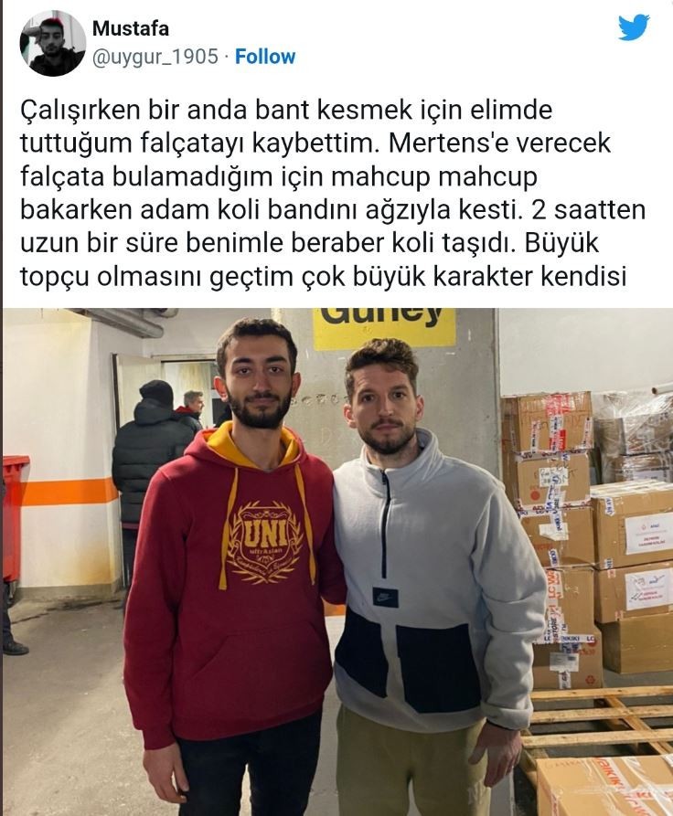 Galatasaraylı Dünyaca ünlü yıldız Mertens’in ağzıyla koli bandı kestiğini duyanlar şaştı kaldı - Resim : 1