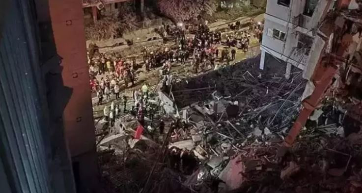 İsrail-İran-ABD savaşının 23. günü! İran'ın vurduğu İsrail'de büyük yıkım! Netanyahu: Zor bir gece geçirdik - Resim : 1