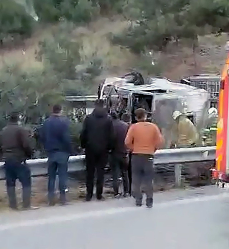 Otoyolda feci kaza! Hayatını kaybedenler var: Dikkat çeken anlar kamerada - Resim: 2
