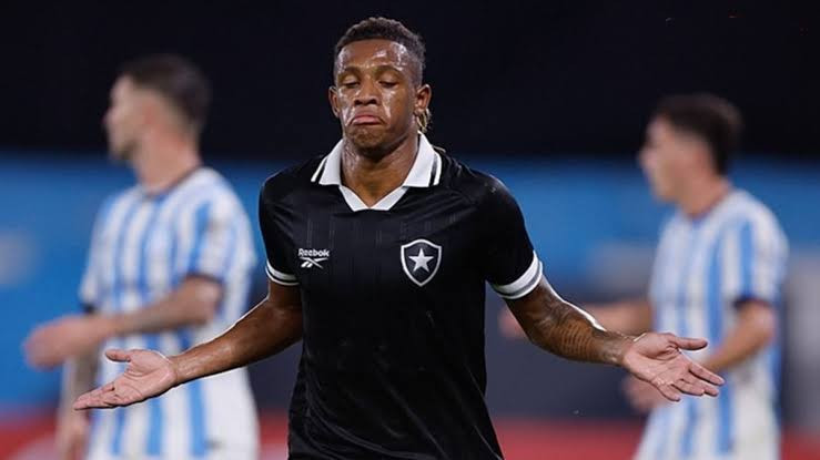 Galatasaray'da orta saha transferi Lesley Ugochukwu ile bitmeyecek - Resim : 1