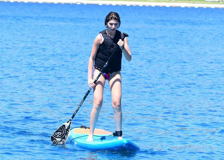 Beyza Gümülcine tatil sezonunu Bodrum'da açtı! Su sporlarındaki marifetlerini sergiledi - Resim: 4