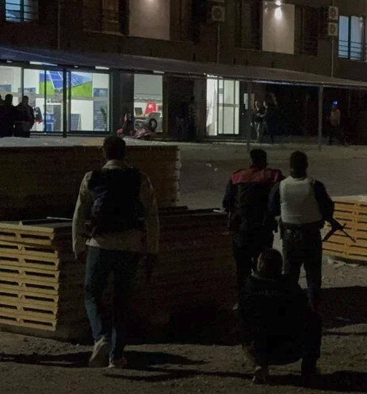 Fethiye'de uyuşturucu operasyonunda sıcak çatışma: Silahlar patladı, 1 polis yaralandı - Resim: 4