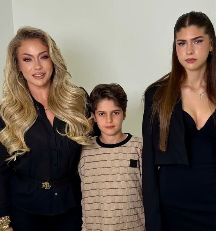 Yeliz Yeşilmen'in kızı Asya son haliyle gündem oldu! Pozları sosyal medyayı salladı - Resim: 3