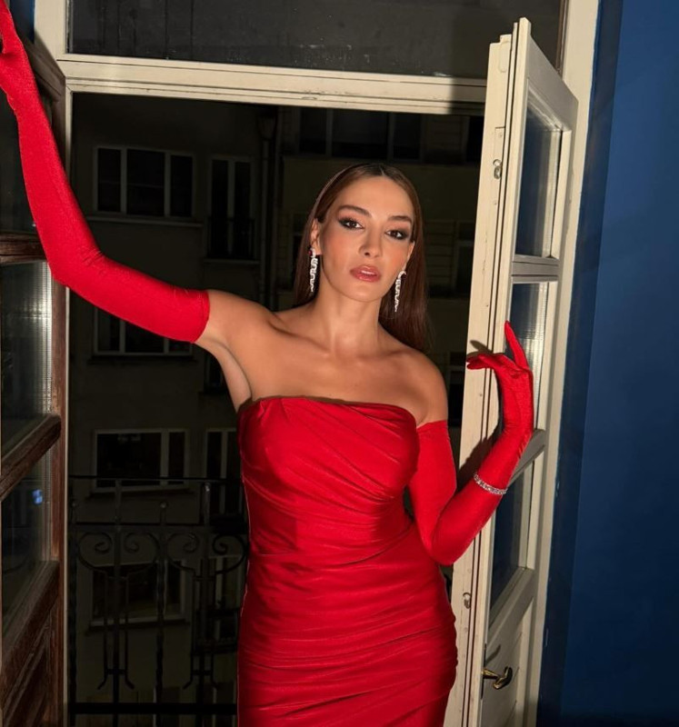 Ünlü oyuncu Ebru Şahin'den çocuk sorularına olay yanıt! - Resim: 4