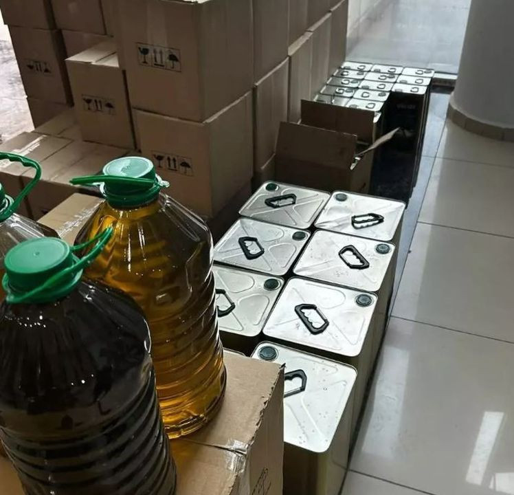 "Natürel sızma zeytinyağı" diye satıyorlardı!  2 bin litre yağ hileli çıktı! Bakanlık el koydu - Resim: 3