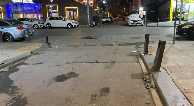 Park yeri kavgası kazaya neden oldu! Ortalık savaş alanına döndü: Kaçan sürücü yaralandı - Resim: 1