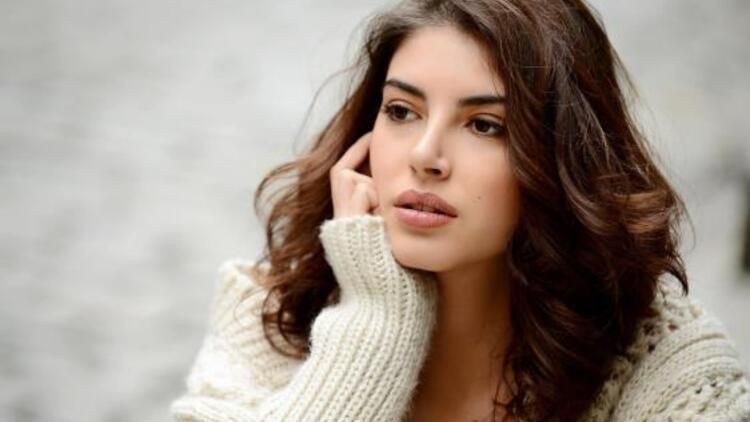 İç çamaşırsız pozuyla ortalığı kasıp kavurdu! Deniz Baysal'a 'su gibisin' yorumları yağdı - Resim: 2