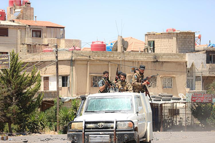 İsrail Suriye'ye saldırdı, Şam'a bombalar yağdırdı! Bölgede neler oluyor? Suriye Devlet Ajansı son dakika paylaştı: "Ateşkes sağlandı" - Resim : 4