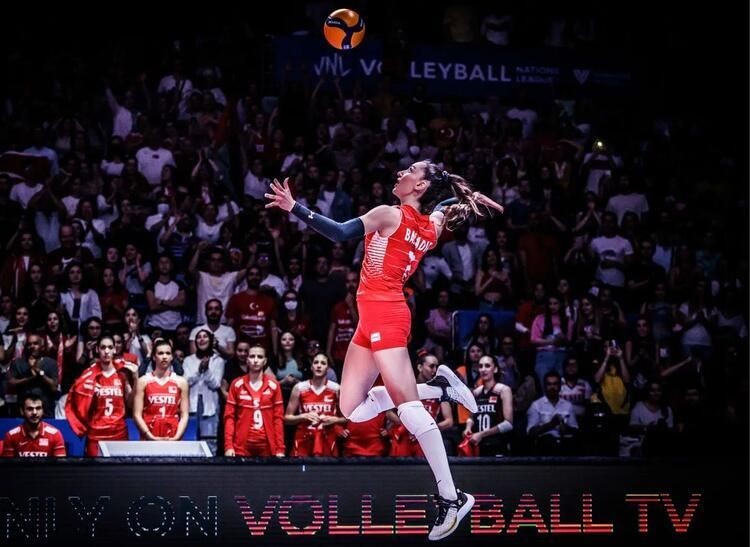 Hande Baladın'ı şoka uğratan mesajlar! Milli voleybolcu korkudan ne yapacağını bilemedi! "Gidelim buralardan, benim olacaksın" - Resim: 5