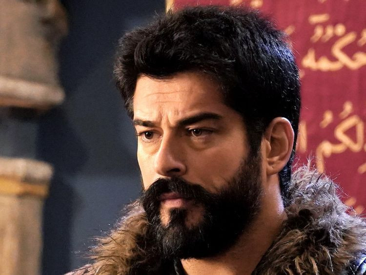 Burak Özçivit’in serveti ağızları açık bıraktı! Gayrimenkul zengini çıktı - Resim: 4