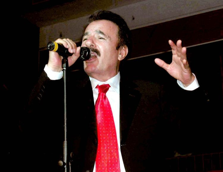 Türk arabeskinin efsanesiydi! Ölen Ferdi Tayfur'un servetinin miktarı dudak uçuklattı - Resim: 6